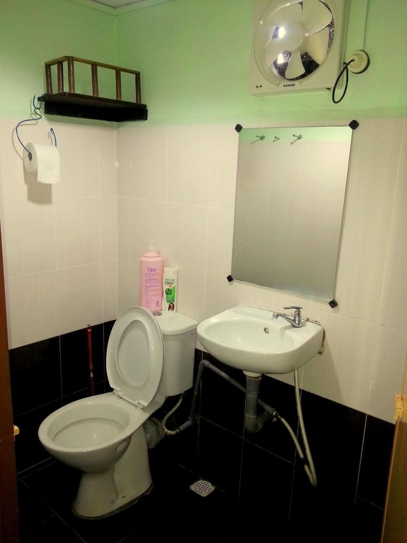 Pangkor Guesthouse Spk Kampong Sungai Udang Dış mekan fotoğraf